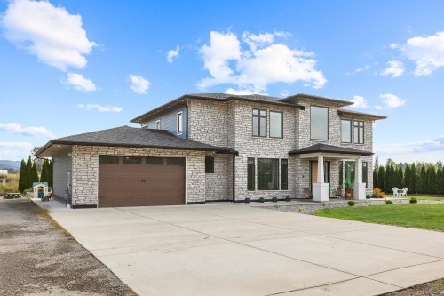 13540 Neaves Road, Maple Ridge, BC 