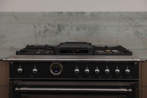 1-15 20Th Avenue W, Vancouver, BC 