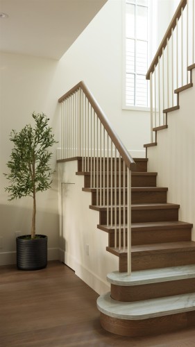 1-15 20Th Avenue W, Vancouver, BC 