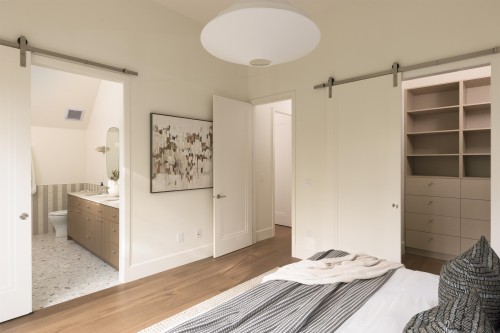 1-15 20Th Avenue W, Vancouver, BC 