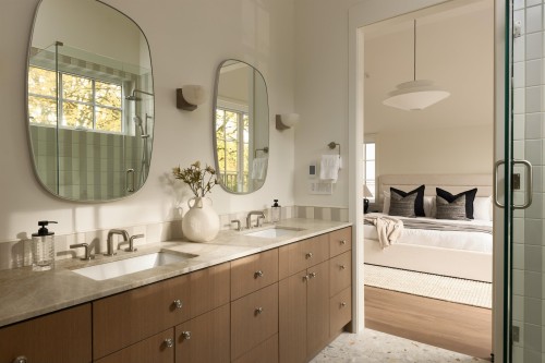 1-15 20Th Avenue W, Vancouver, BC 