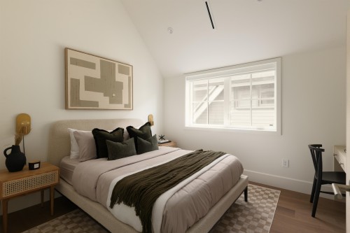 1-15 20Th Avenue W, Vancouver, BC 