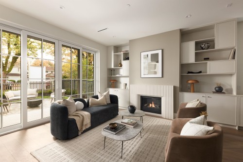 1-15 20Th Avenue W, Vancouver, BC 