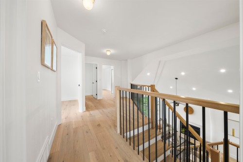 1 Cedarwood Court, Port Moody, BC 