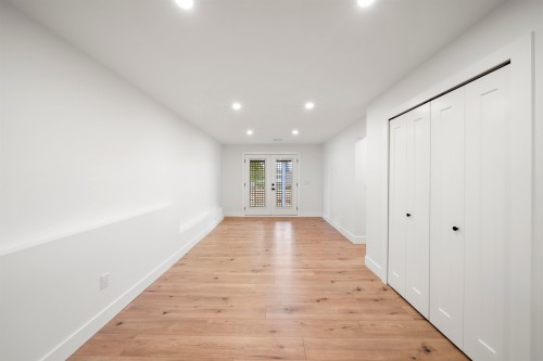 1 Cedarwood Court, Port Moody, BC 