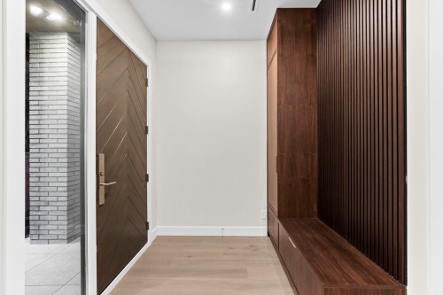 3071 Fromme Road, North Vancouver, BC 