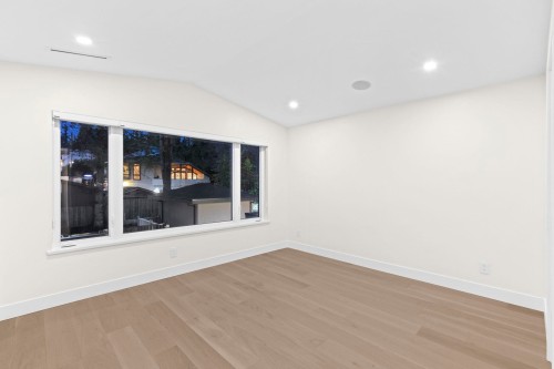 3071 Fromme Road, North Vancouver, BC 