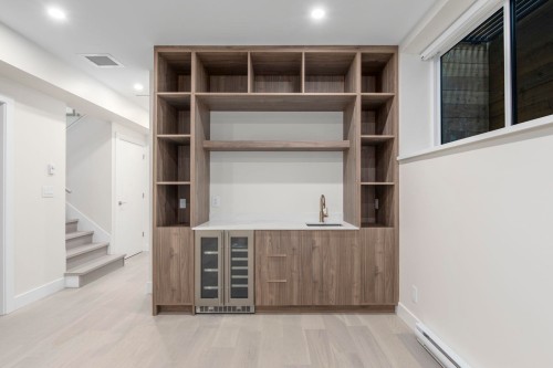 3071 Fromme Road, North Vancouver, BC 