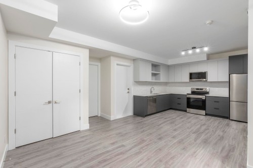 3071 Fromme Road, North Vancouver, BC 