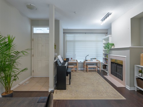 1-3586 Rainier Place, Vancouver, BC 