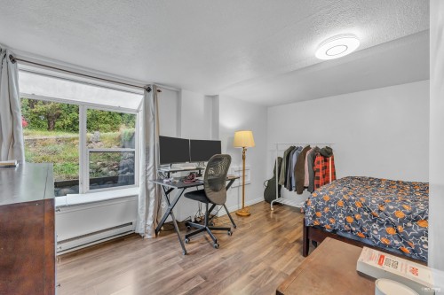 4380 Woodcrest Road, West Vancouver, BC 