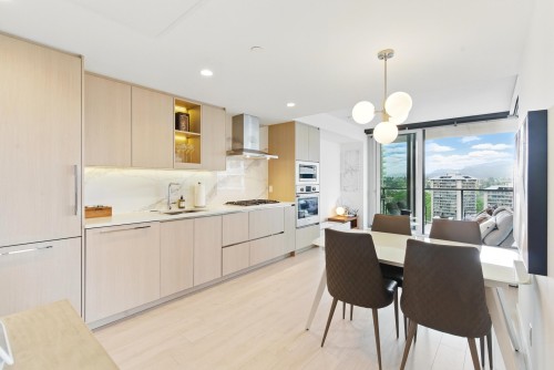 2007-4880 Lougheed Highway, Burnaby, BC 