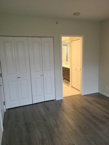 309-3102 Windsor Gate, Coquitlam, BC 