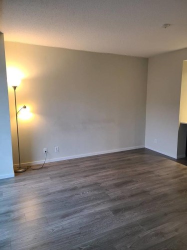 309-3102 Windsor Gate, Coquitlam, BC 