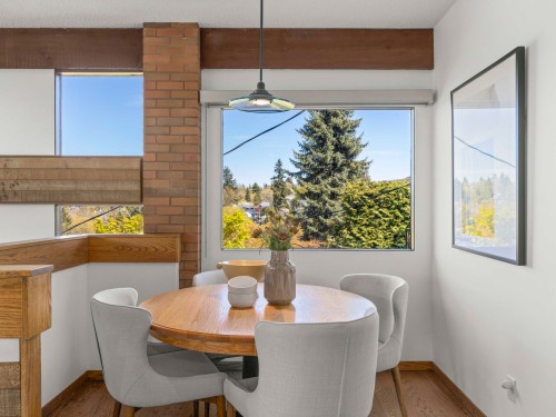 5012 Maple Street, Vancouver, BC 