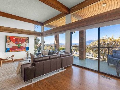 5012 Maple Street, Vancouver, BC 