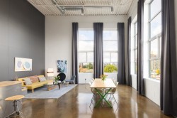 307-1220 Pender Street E Vancouver, BC V6A 1W8