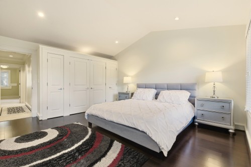 1017 Canyon Boulevard, North Vancouver, BC 