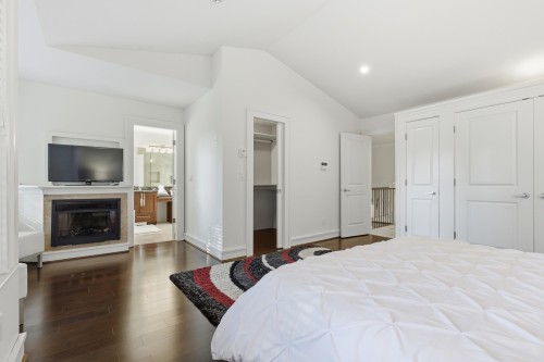 1017 Canyon Boulevard, North Vancouver, BC 