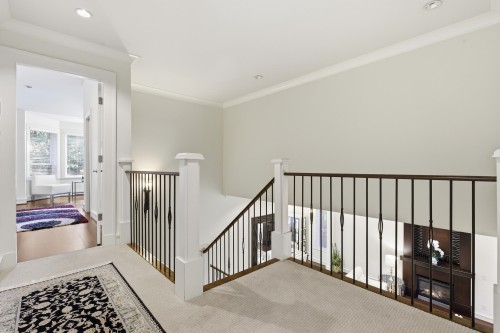 1017 Canyon Boulevard, North Vancouver, BC 