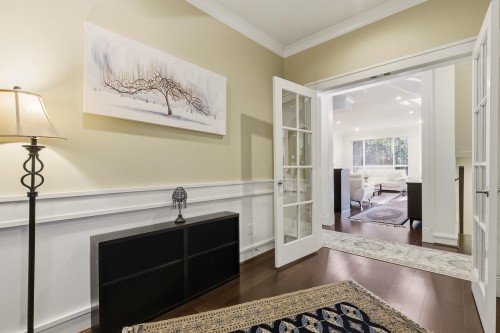 1017 Canyon Boulevard, North Vancouver, BC 