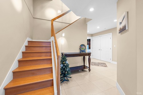 4060 10Th Avenue W, Vancouver, BC 