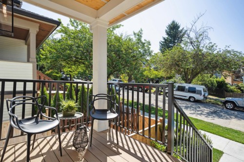 1-1915 3Rd Avenue E, Vancouver, BC 