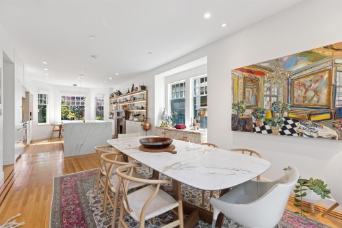 2615 2Nd Avenue W, Vancouver, BC 