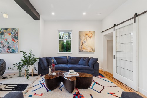 2615 2Nd Avenue W, Vancouver, BC 