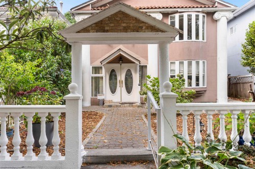 5263 Wales Street, Vancouver, BC 