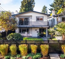 1709 Philip Avenue  North Vancouver, BC V7P 2V9