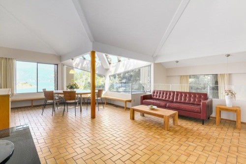 6648 Marine Drive, West Vancouver, BC 