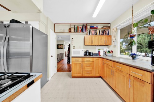 320 Seaforth Crescent, Coquitlam, BC 