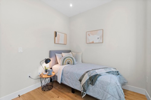 40 46Th Avenue E, Vancouver, BC 