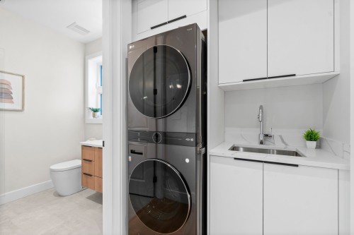 40 46Th Avenue E, Vancouver, BC 