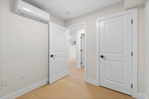 40 46Th Avenue E, Vancouver, BC 