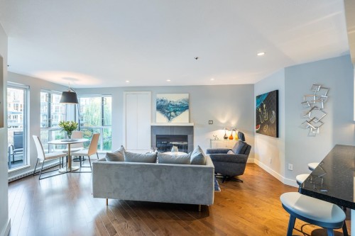 204-1551 Mariner Walk, Vancouver, BC 