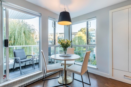 204-1551 Mariner Walk, Vancouver, BC 