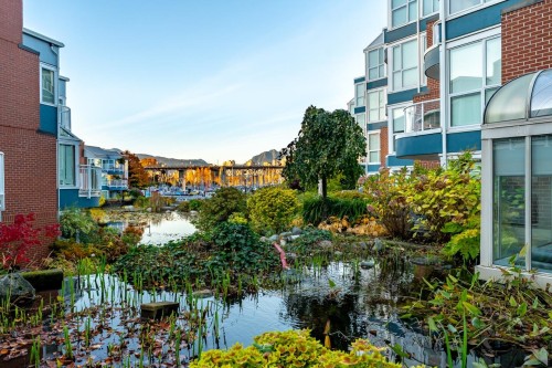 204-1551 Mariner Walk, Vancouver, BC 