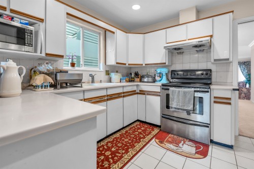 3863 30Th Avenue W, Vancouver, BC 