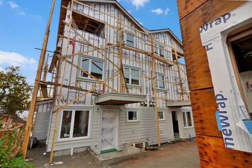 1-3581 Haida Street, Vancouver, BC 