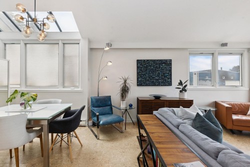 202-1633 Yew Street, Vancouver, BC 