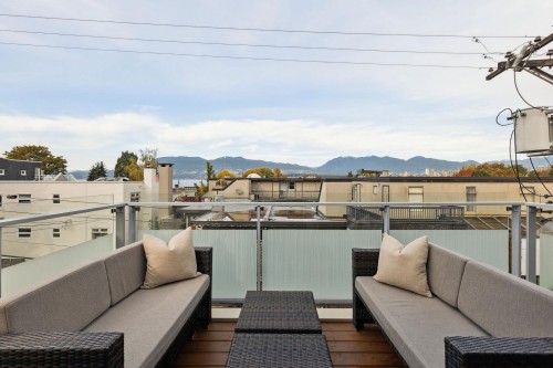 202-1633 Yew Street, Vancouver, BC 