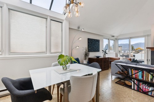 202-1633 Yew Street, Vancouver, BC 