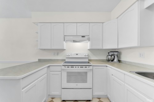 207-12025 207A Street, Maple Ridge, BC 