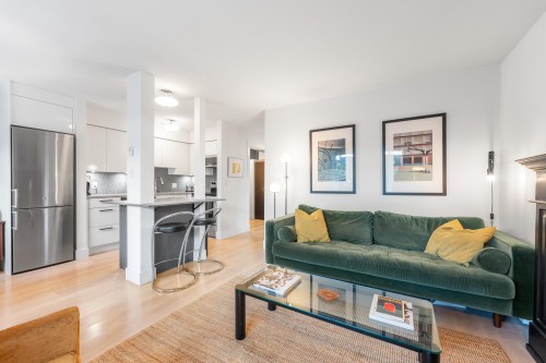 105-2133 Dundas Street, Vancouver, BC 