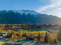 7653 Seven O'clock Drive  Pemberton, BC V0N 2L3