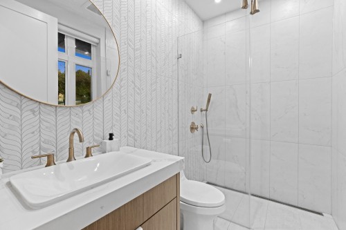 3279 Vimy Crescent, Vancouver, BC 