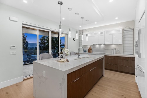 3279 Vimy Crescent, Vancouver, BC 