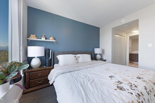 1705-3100 Windsor Gate, Coquitlam, BC 